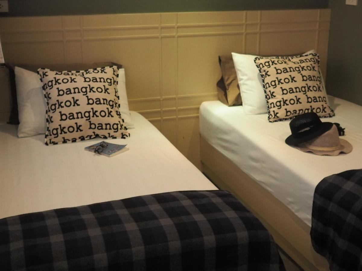 Chomm House Bed & Breakfast Bangkok Exterior photo